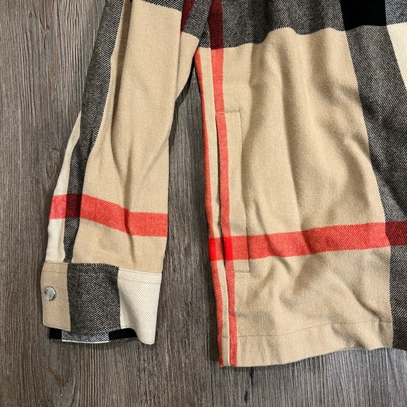 Burberry Jacket - Picture 2 of 10